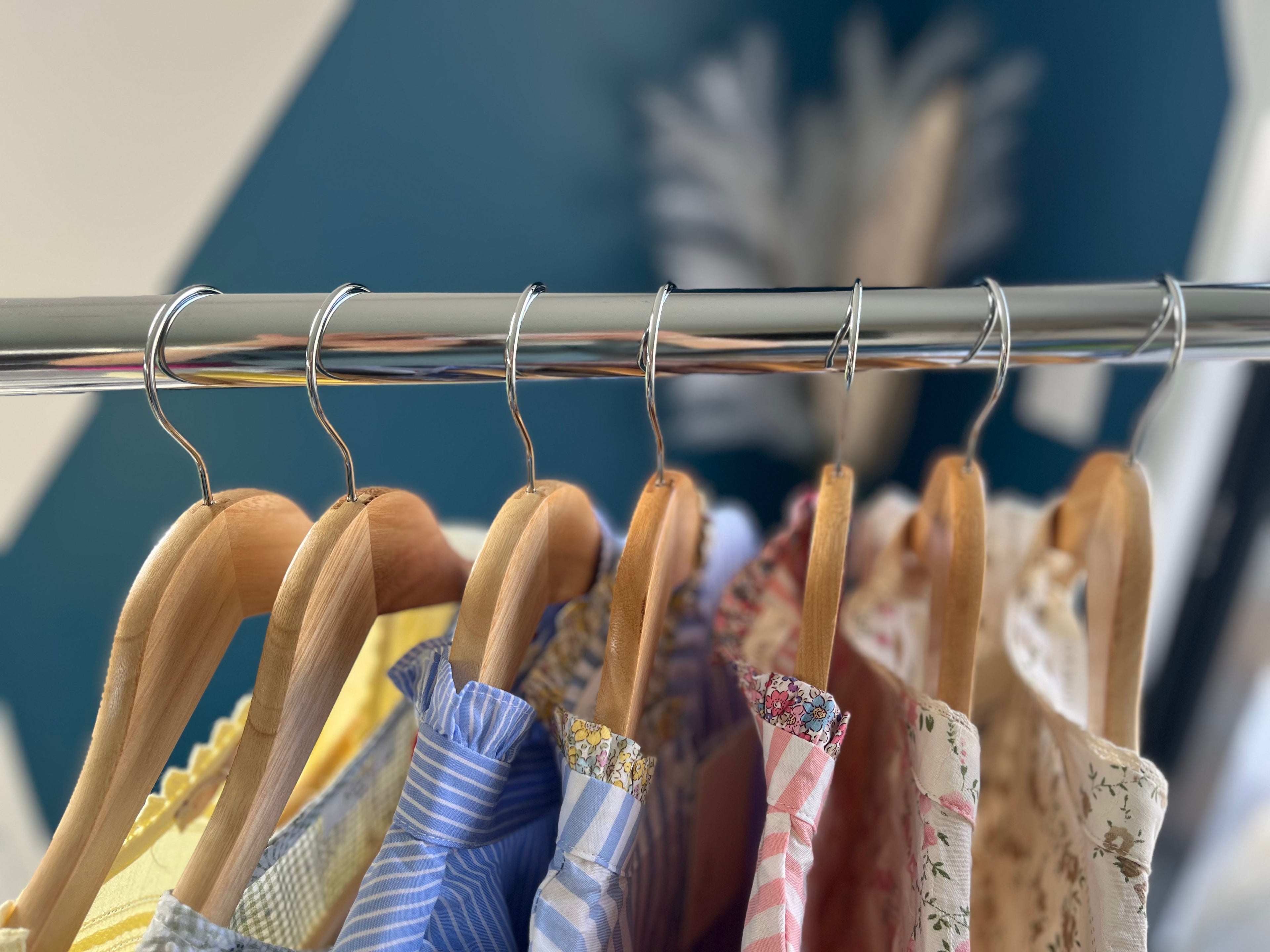 Découvrez notre collection printemps femme : vêtements légers, tendance et élégants pour des looks frais et modernes toute la saison.