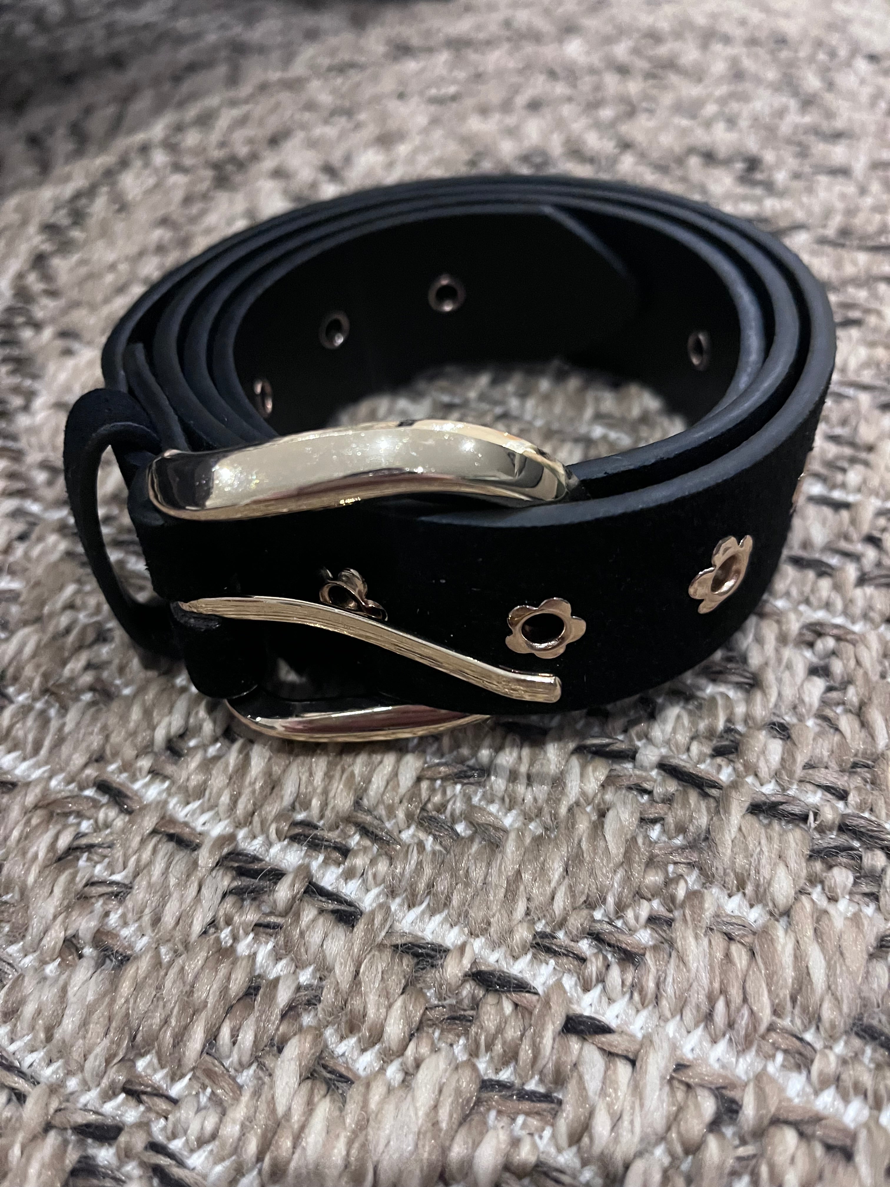 Ceinture Femme finition Bijou avec Rivets Fleurs
