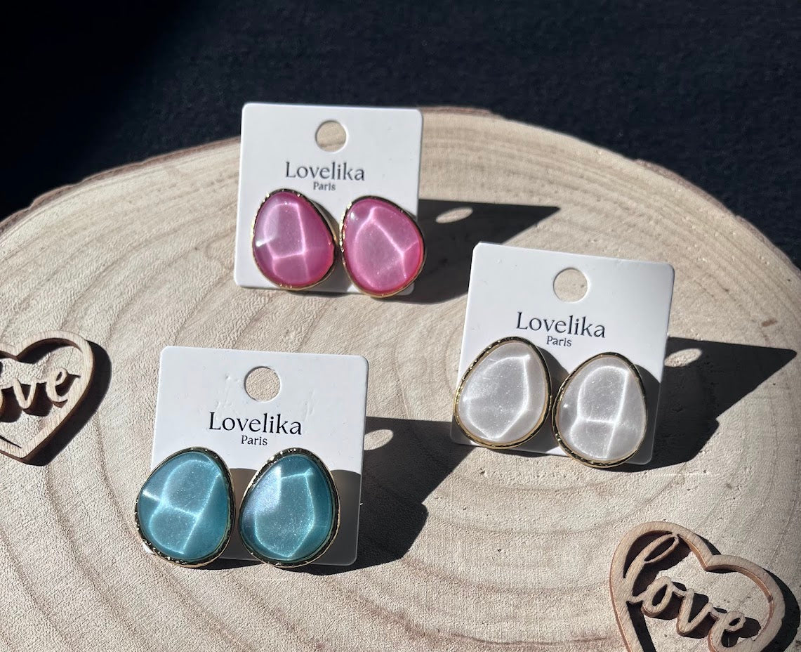 Boucles d’oreilles, pierre en résine