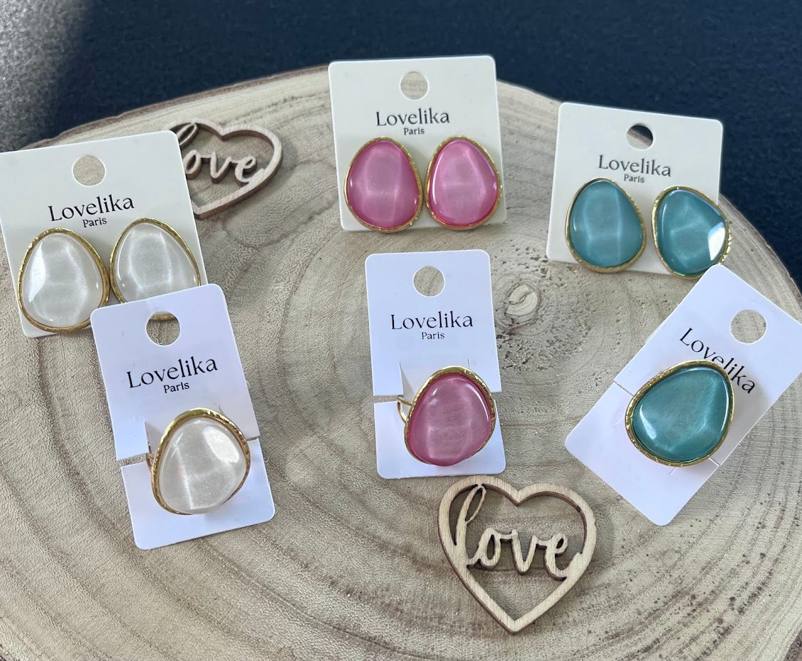 Boucles d’oreilles, pierre en résine