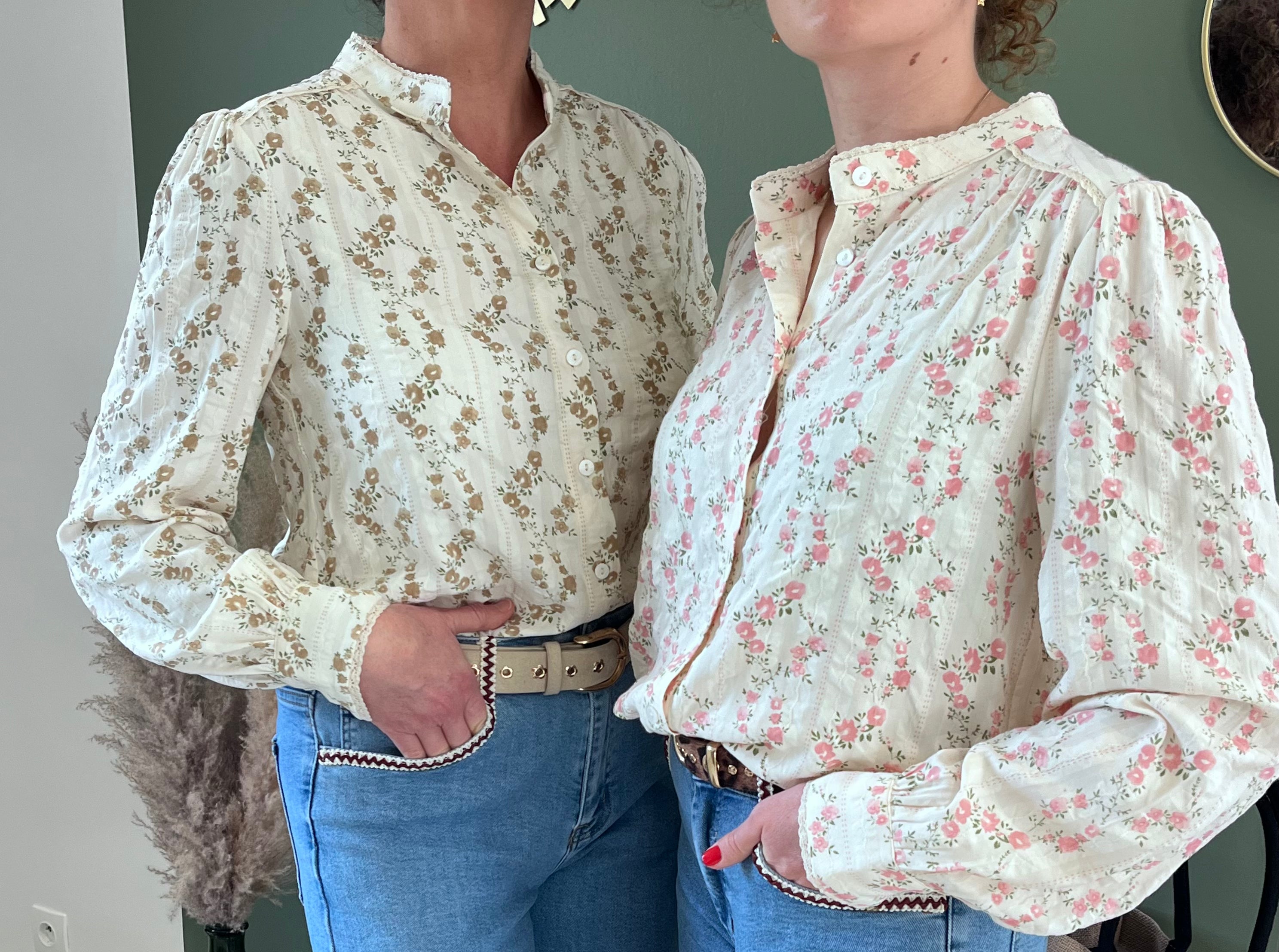 "Blouse fleurs coton 100% dentelle col mao lovie et co manches longues