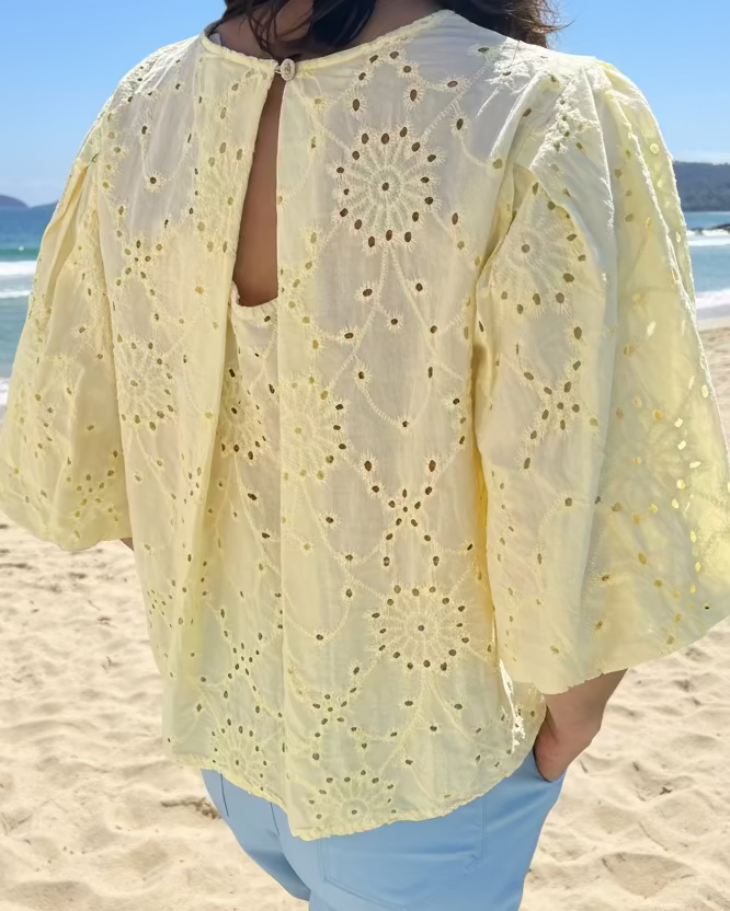 Blouse broderie anglaise jaune manches bouffantes coton – Le Style by Laëti