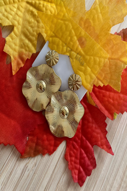 Boucles d’oreilles fleurs dorées en acier inoxydable, bijoux tendance automne guérande la baule- le style by laëti