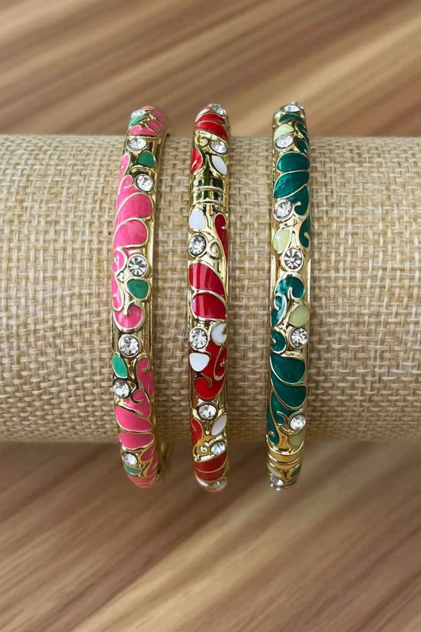 "Bracelet jonc à motifs et cristaux – coloris vert rose rouge| le style by laëti" bijoux tendance guérande