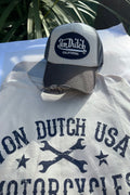 Casquette baseball Von Dutch bleue tricolore effet usé, visière grise, écusson brodé, fermeture scratch ajustable