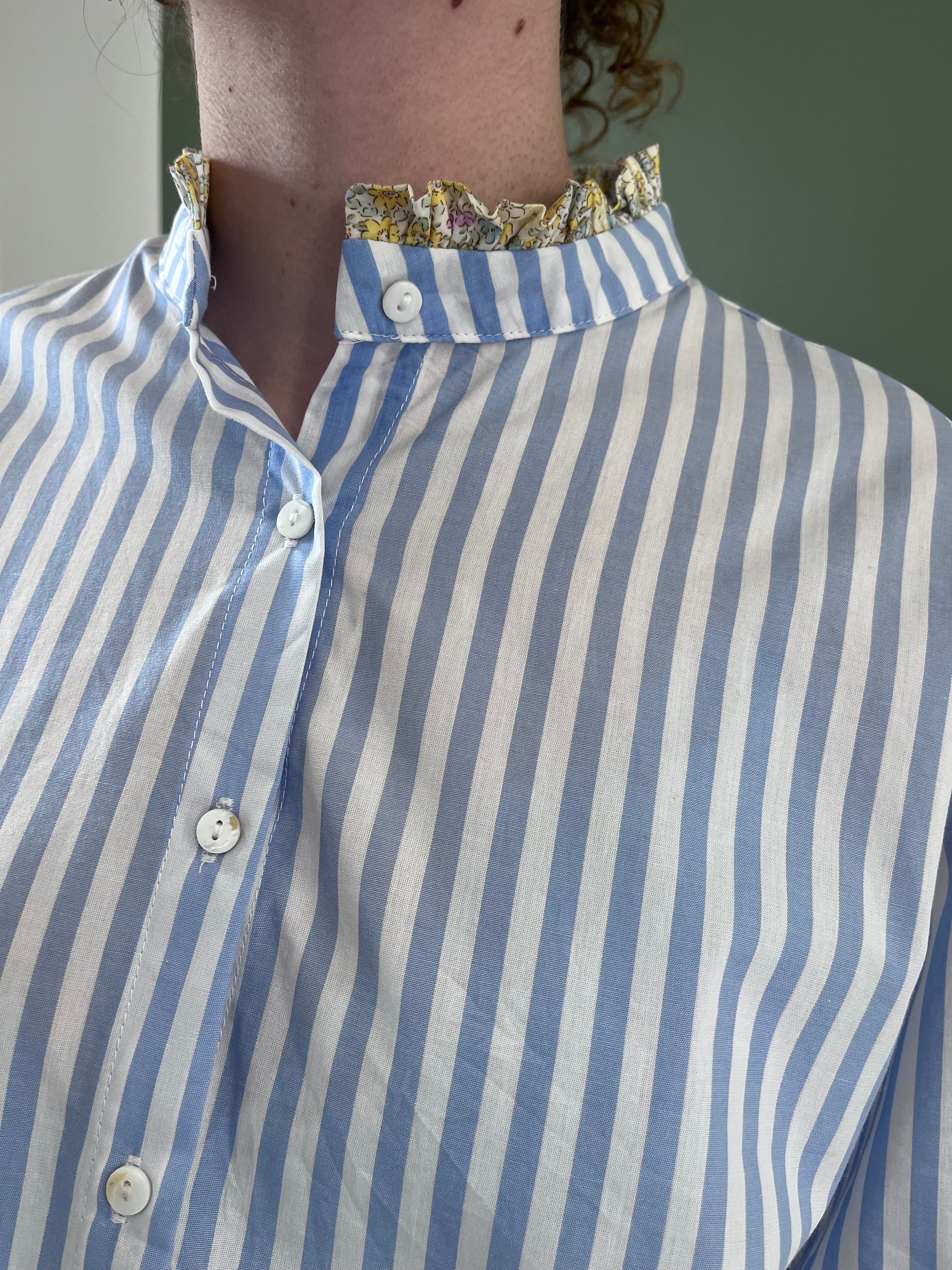 "Chemise liberty rayée lovie et co détail volants col romantique femme"