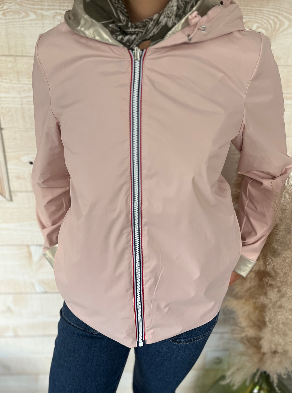 Veste coupe-vent réversible rose pâle pour femme Laura Jo- vêtement femme tendance automne 2026 guérande
