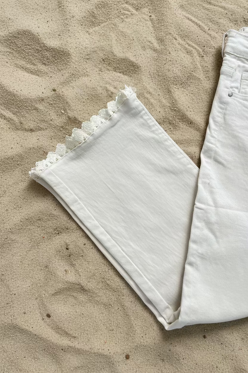 Jean beige écru femme avec dentelle