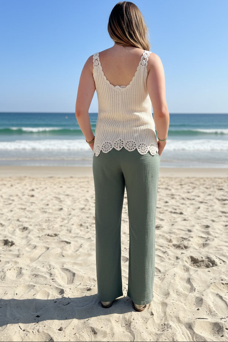 Pantalon gaze de coton kaki vue dos tendance été - Le Style by Laëti  boutique bohême femme la baule guérande pornichet
