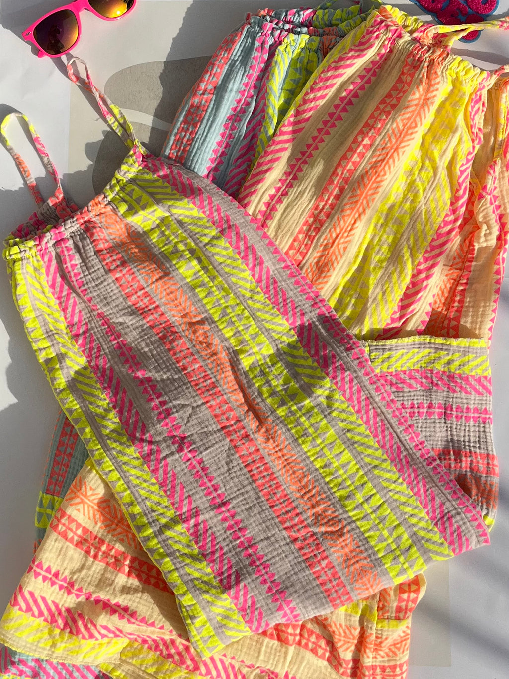 Robe de plage à bretelles en gaze de coton vert jaune et beige
 - Le Style by Laëti Prêt a porter femme guérande la baule pornichet t lyphard