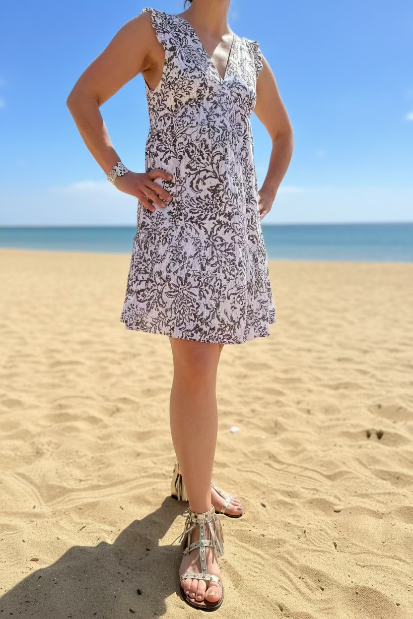 Robe Courte Kaki – Broderie Anglaise