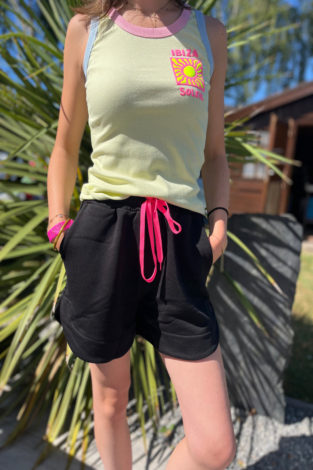 Short de jogging femme cordon fluo noir – Le Style by Laëti vêtement femme guérande la baule st lyphard
