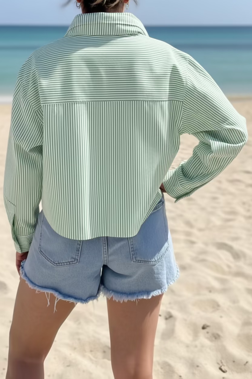 Veste à Capuche Rayée Coupe Courte & Légère